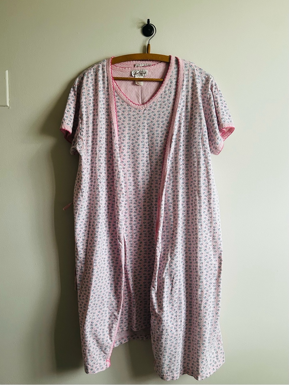 Carroll Reed 2 pieces nightgown and rope set in Pink - size M Sleepwear